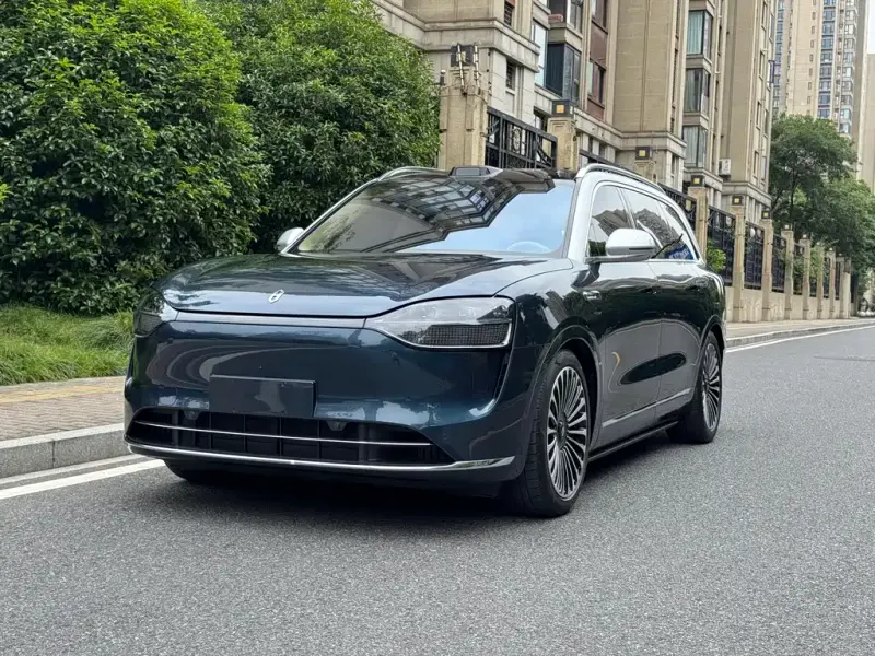 AITO M9, 2025
