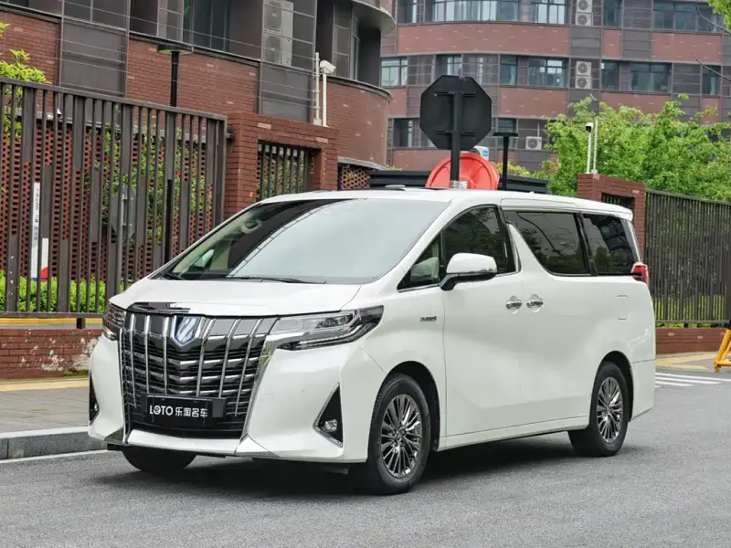 Toyota Alphard, 2021
