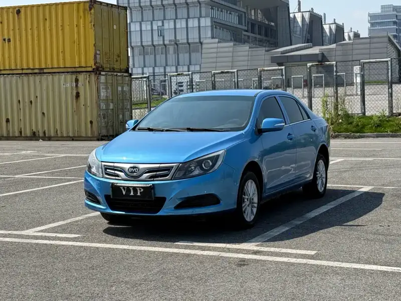 BYD e5, 2022