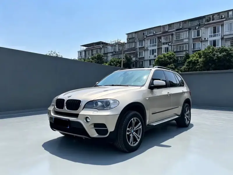 BMW X5 (Import), 2013