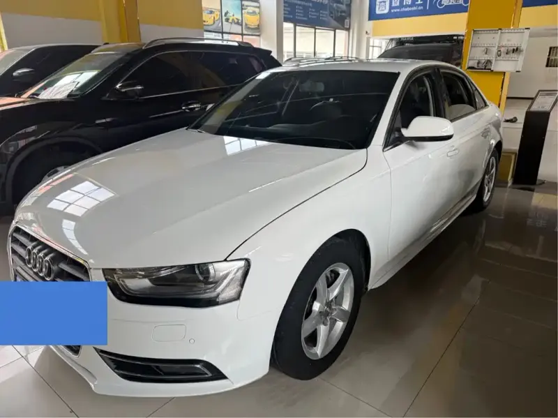 Audi A4L, 2013