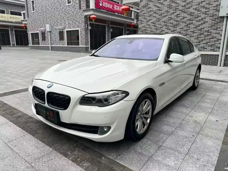BMW 5 Series, 2011