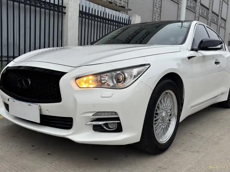 Infiniti Q50, 2016