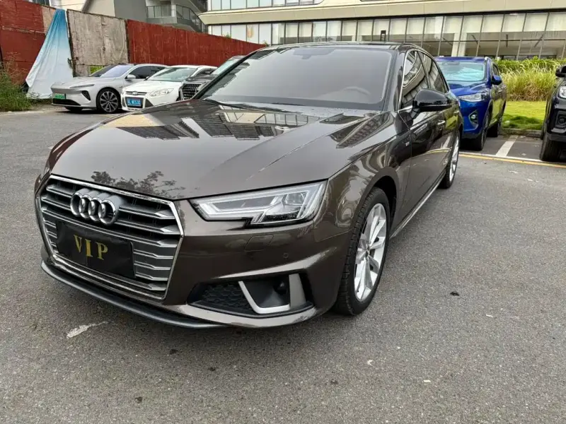 Audi A4L, 2019
