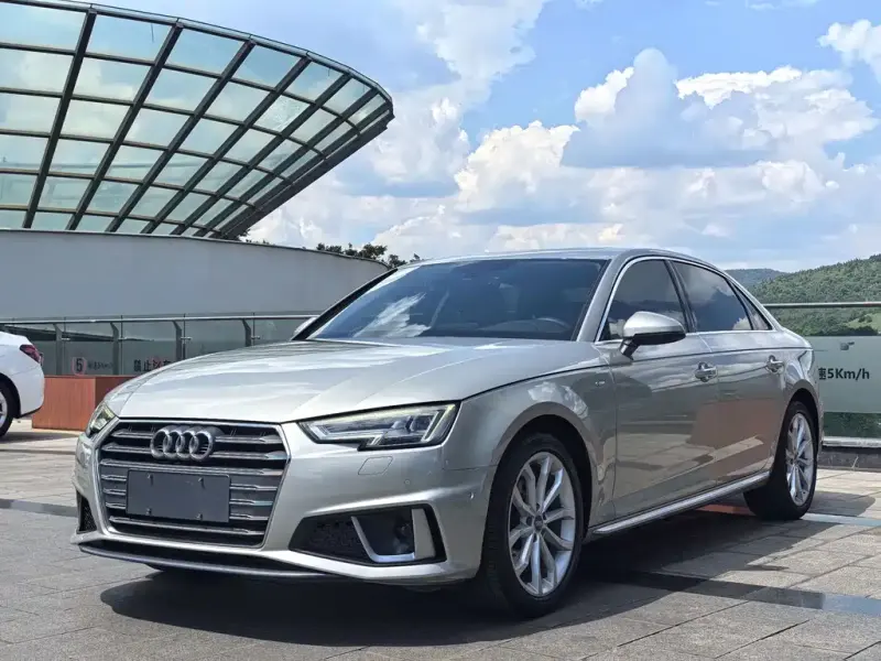 Audi A4L, 2019