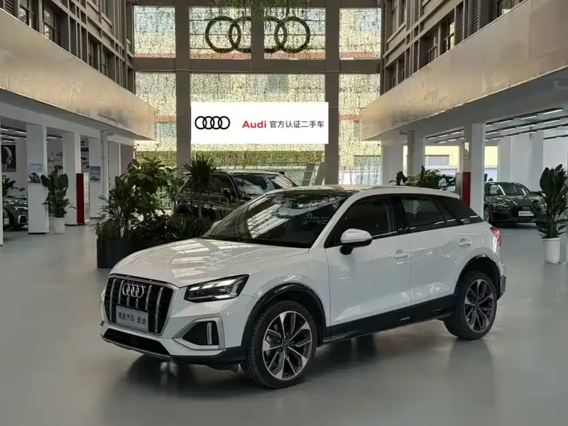 Audi Q2L, 2024