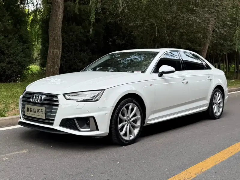 Audi A4L, 2019