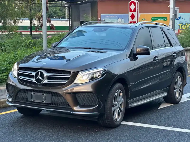 Mercedes-Benz GLE( ), 2016