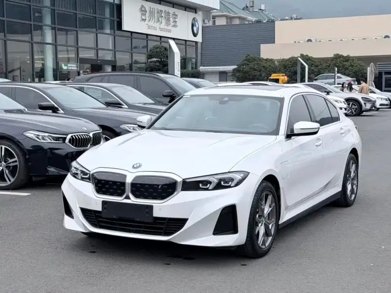 BMW i3, 2023
