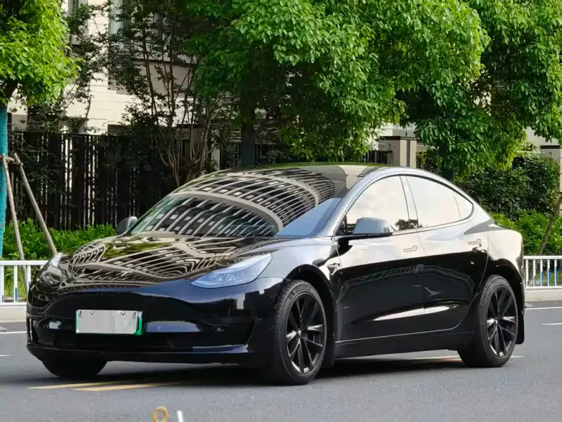 Tesla Model 3, 2023