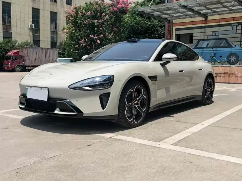 Xiaomi SU7, 2024