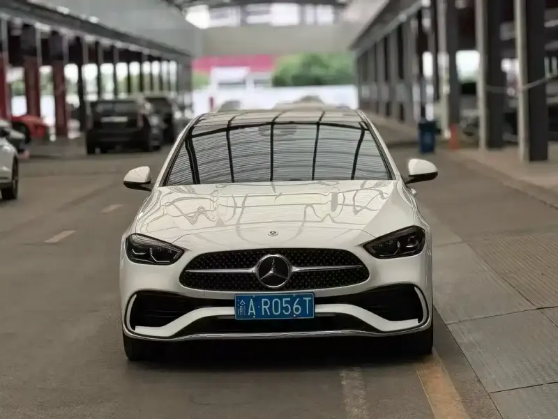 Mercedes-Benz C-Class, 2024
