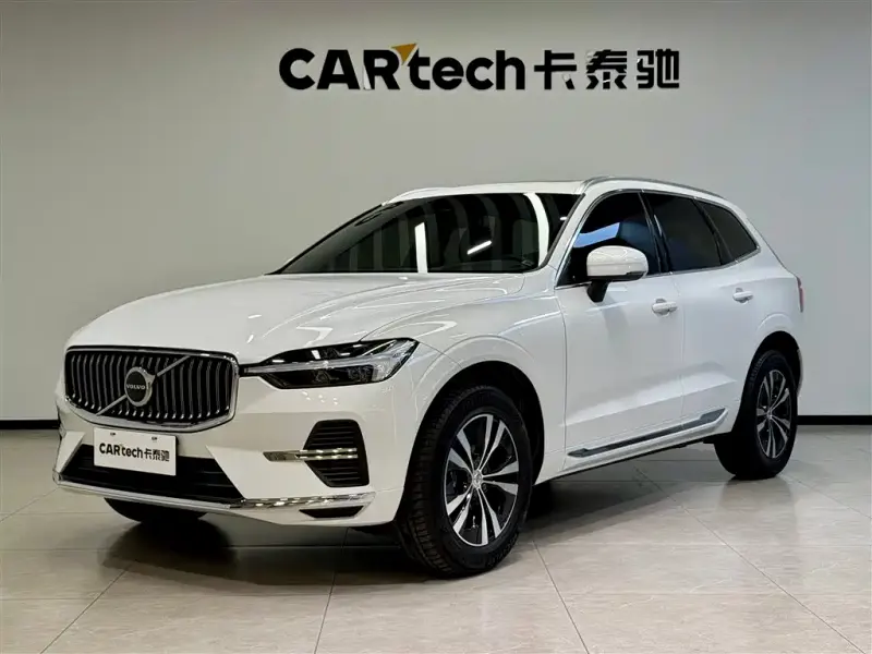 Volvo XC60, 2025