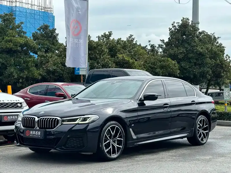 BMW 5 Series, 2022