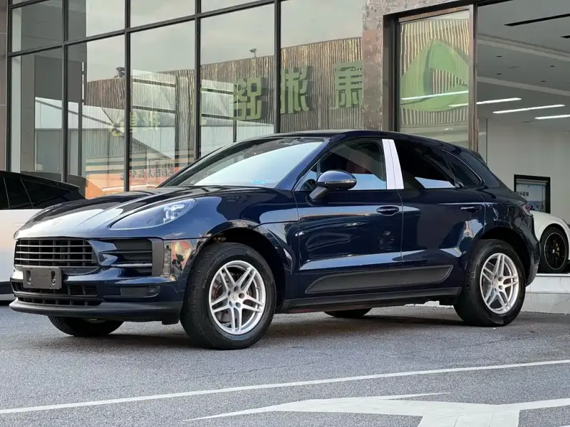 Porsche Macan, 2022
