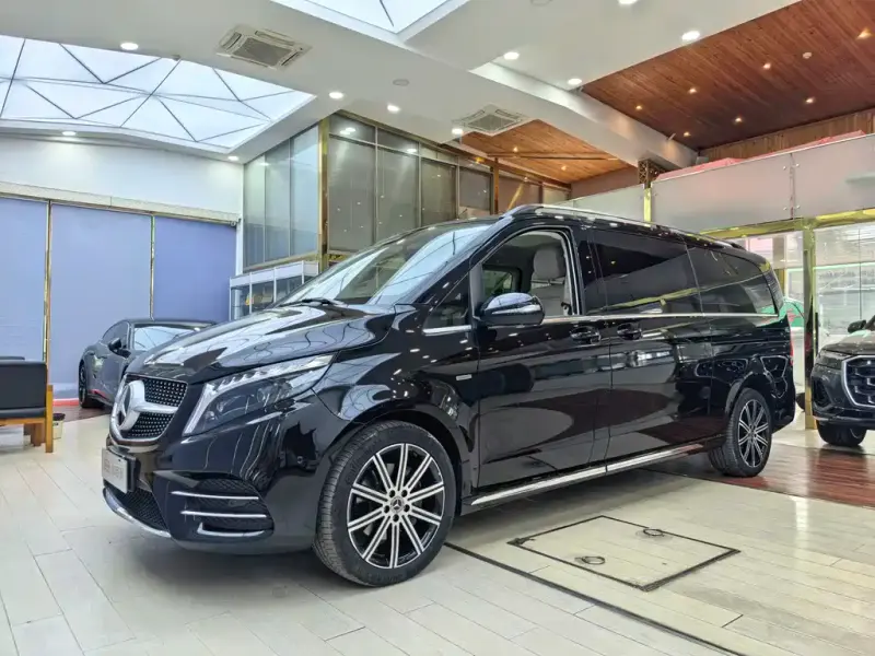 Mercedes-Benz V-Class, 2024