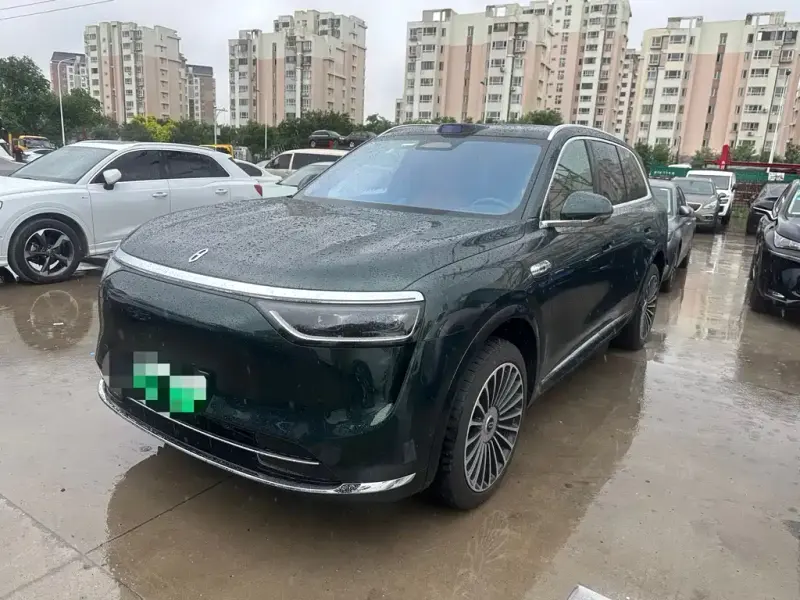 AITO M8, 2025
