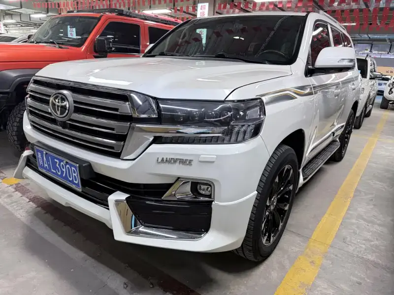 Toyota Land Cruiser, 2013