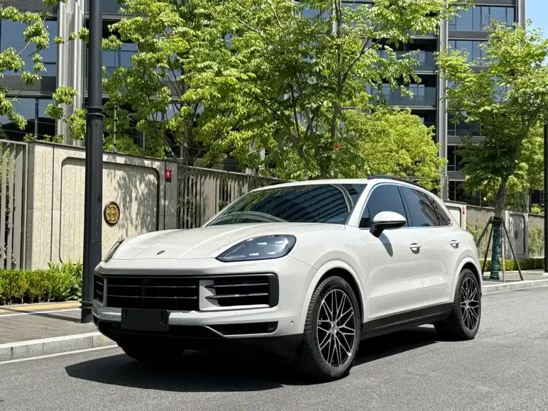 Porsche Cayenne, 2025