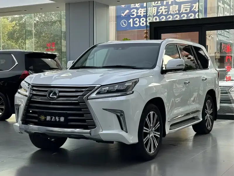 Lexus LX, 2017
