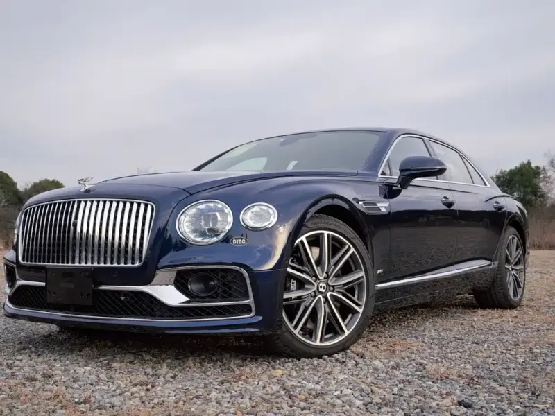 Bentley Flying Spur, 2024