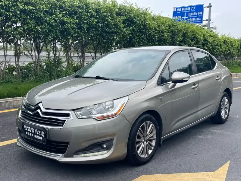 Citroen C4L, 2015