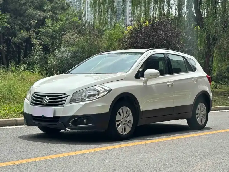 Suzuki S-Cross, 2015