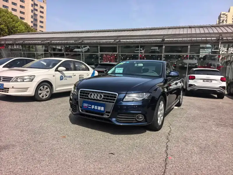 Audi A4L, 2013