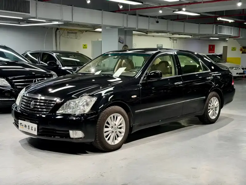 Toyota Crown, 2006