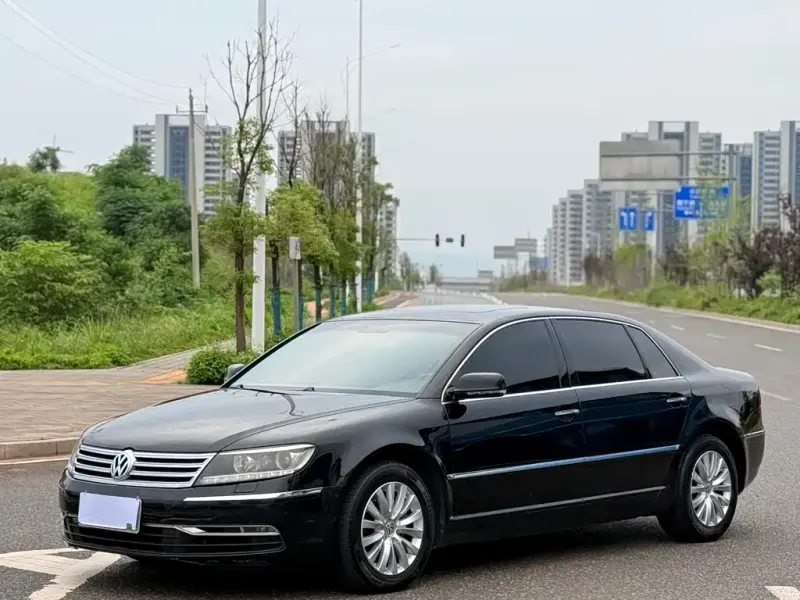 Volkswagen Phaeton, 2012