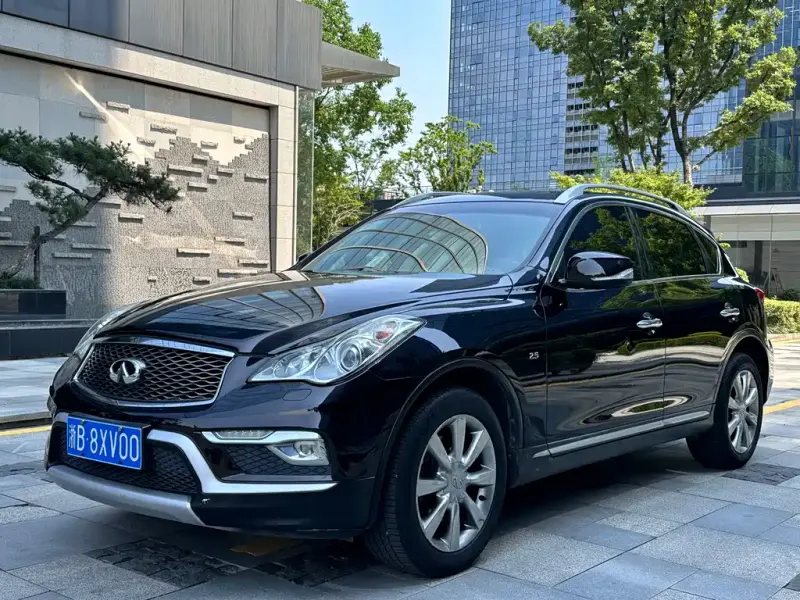Infiniti QX50, 2015