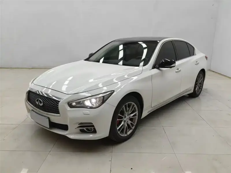 Infiniti Q50L, 2017