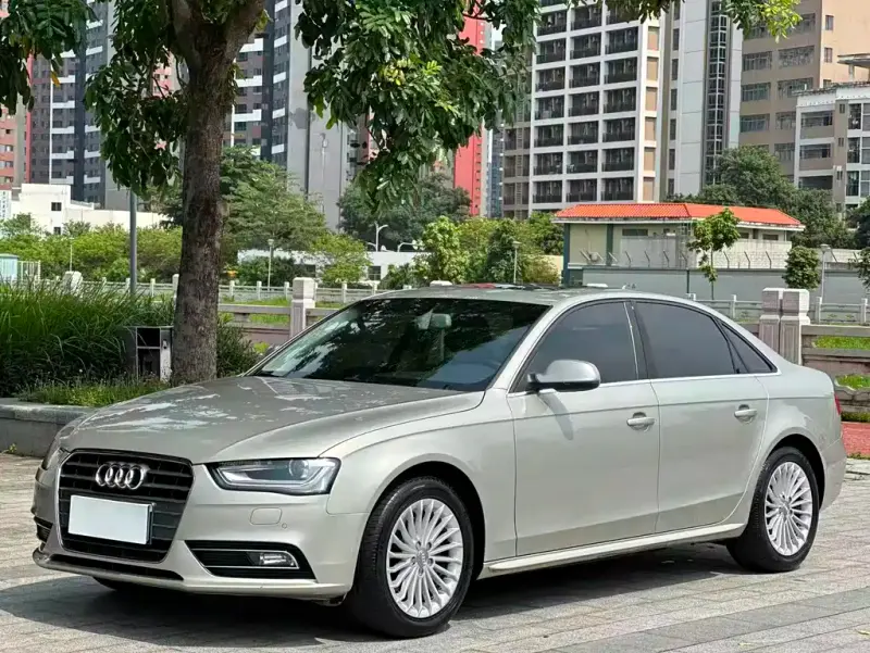 Audi A4L, 2016