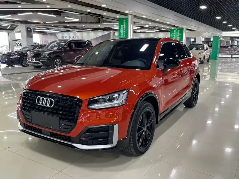 Audi Q2L, 2019