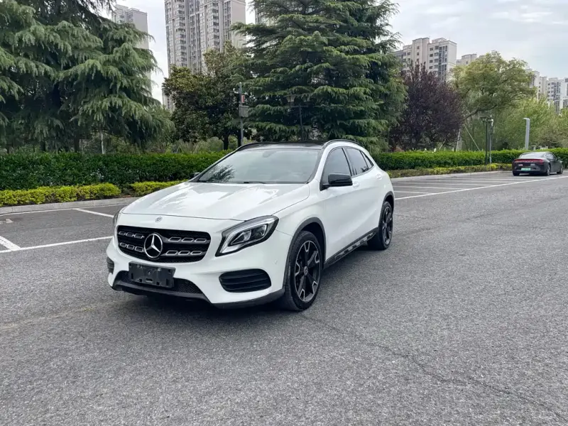 Mercedes-Benz GLA, 2018