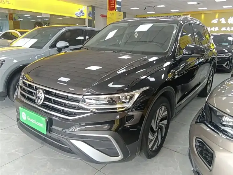 Volkswagen Tiguan L, 2022