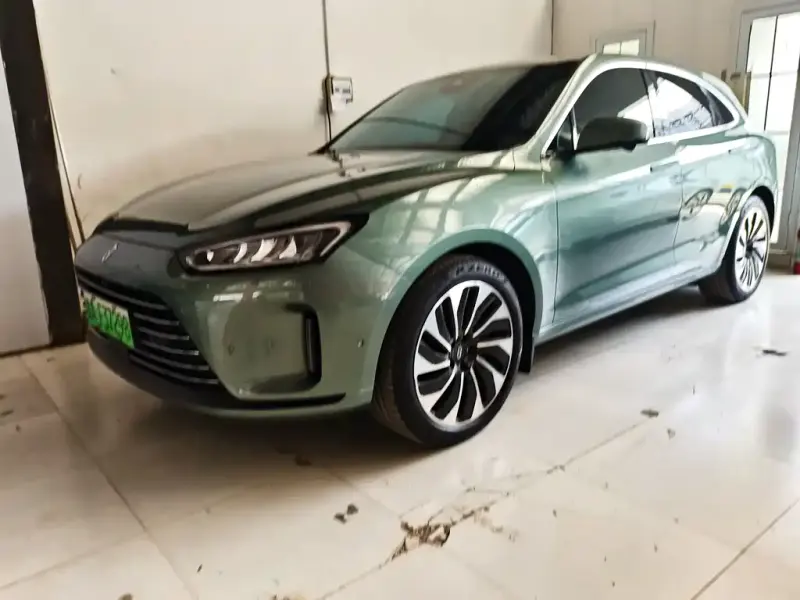 AITO M5, 2022