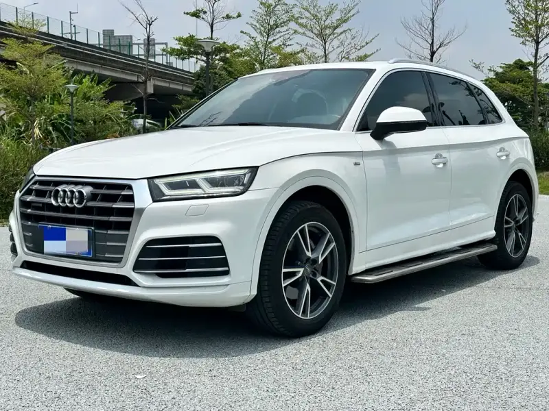 Audi Q5L, 2019
