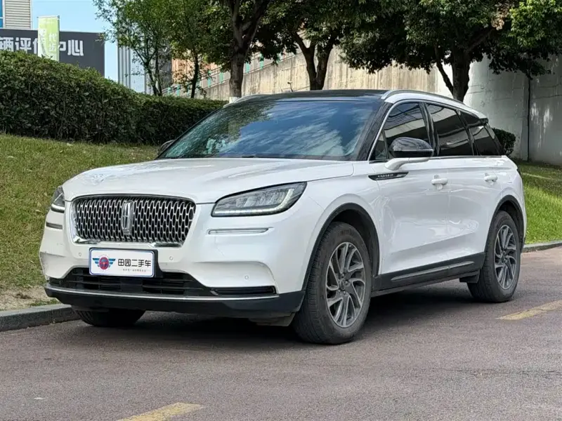Lincoln Corsair, 2023