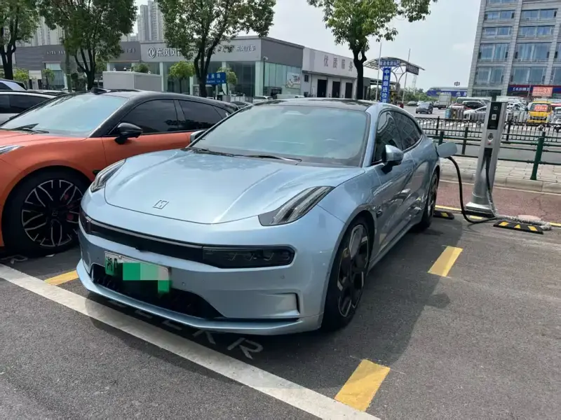 Zeekr 001, 2022