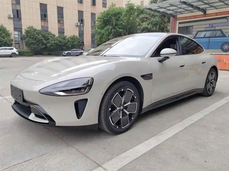 Xiaomi SU7, 2024