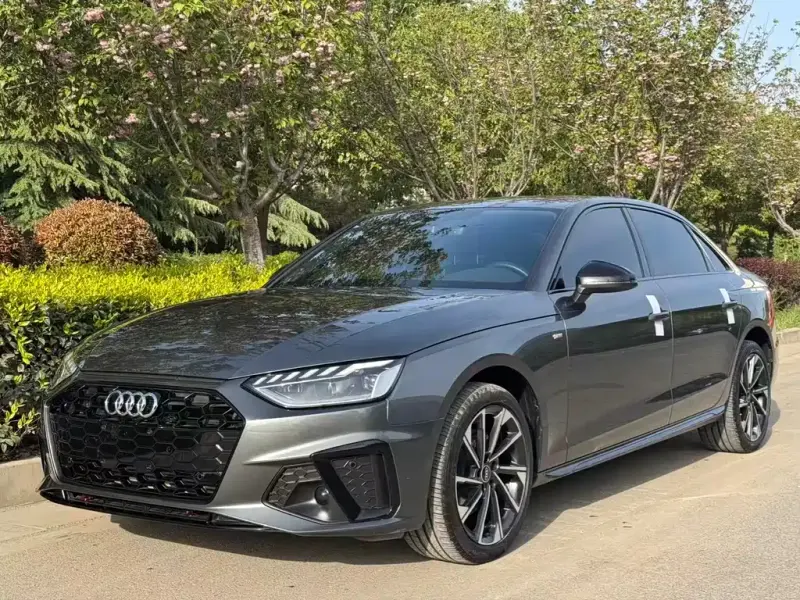 Audi A4L, 2023