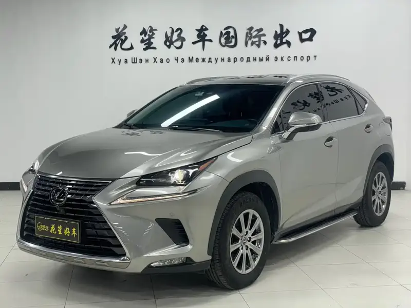 Lexus NX, 2020
