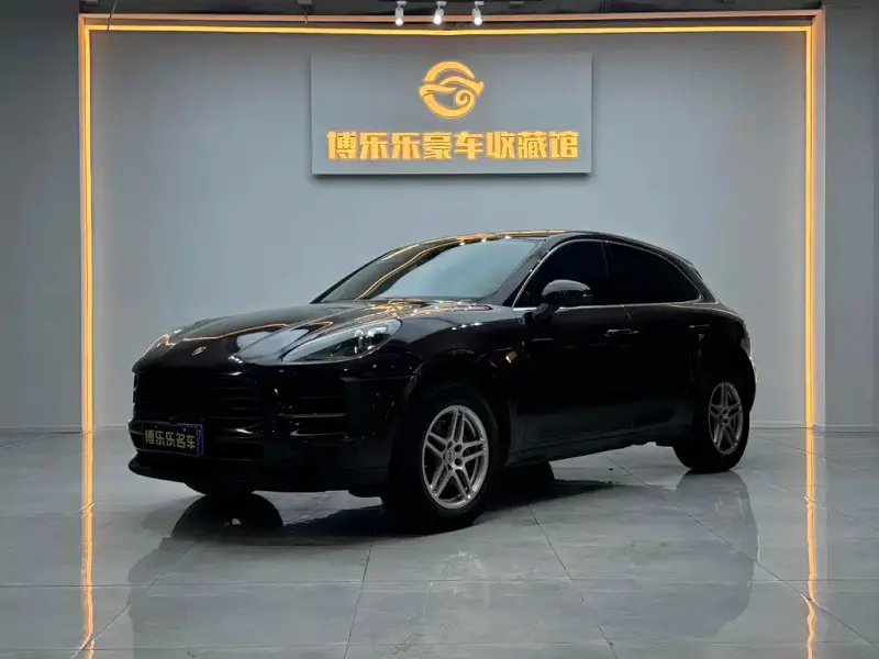 Porsche Macan, 2020