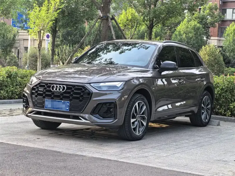 Audi Q5L, 2023