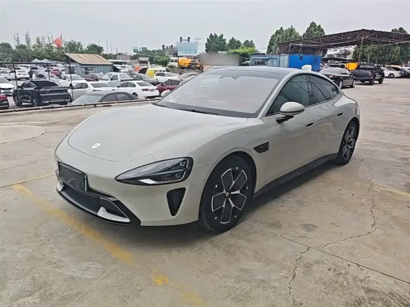 Xiaomi SU7, 2025