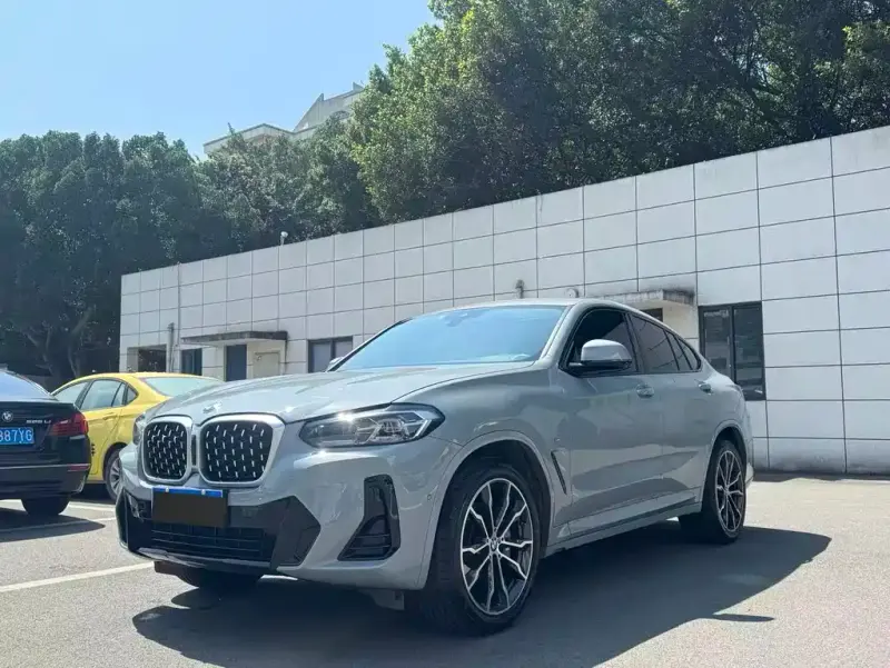 BMW X4, 2022