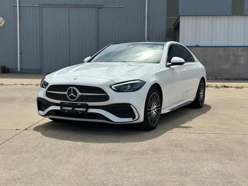 Mercedes-Benz C-Class, 2024