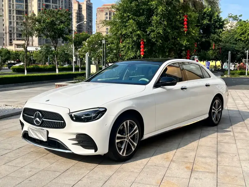 Mercedes-Benz E-Class, 2022