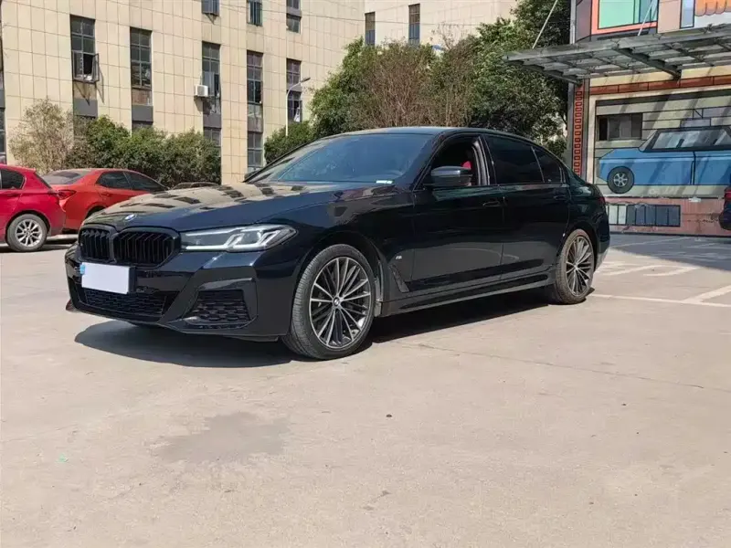 BMW 5 Series, 2023